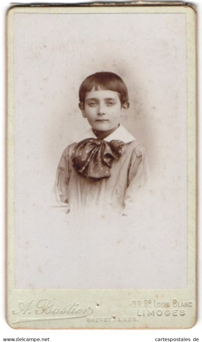Photo A. Bastier, Limoges, 33, Bould. Louis Blanc, Portrait De Hübscher Knabe In Modischer Kleidung  - Anonieme Personen