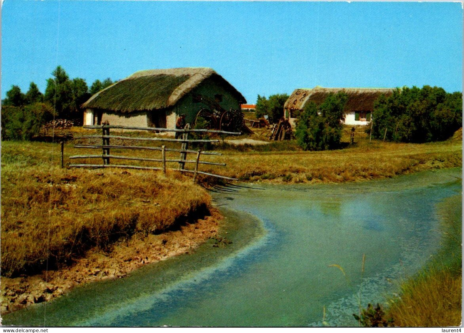 19-4-2024 (2 Z 30) France - Ferme BOURRINE De Vendée - Farms