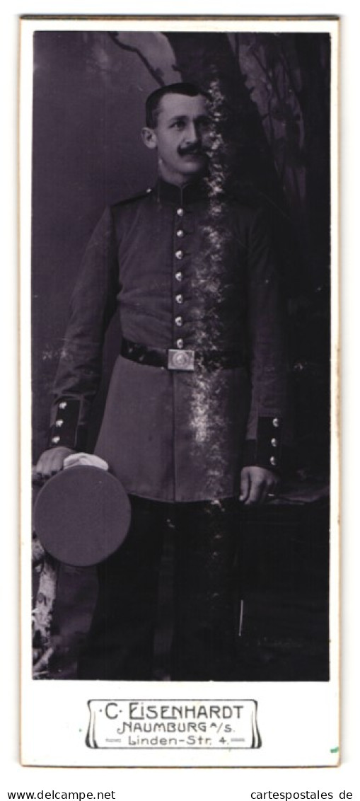 Fotografie C. Eisenhardt, Naumburg A. S., Linden-Str. 4, Portrait Soldat In Uniform Mit Kaiser Wilhelm Bart  - Anonymous Persons