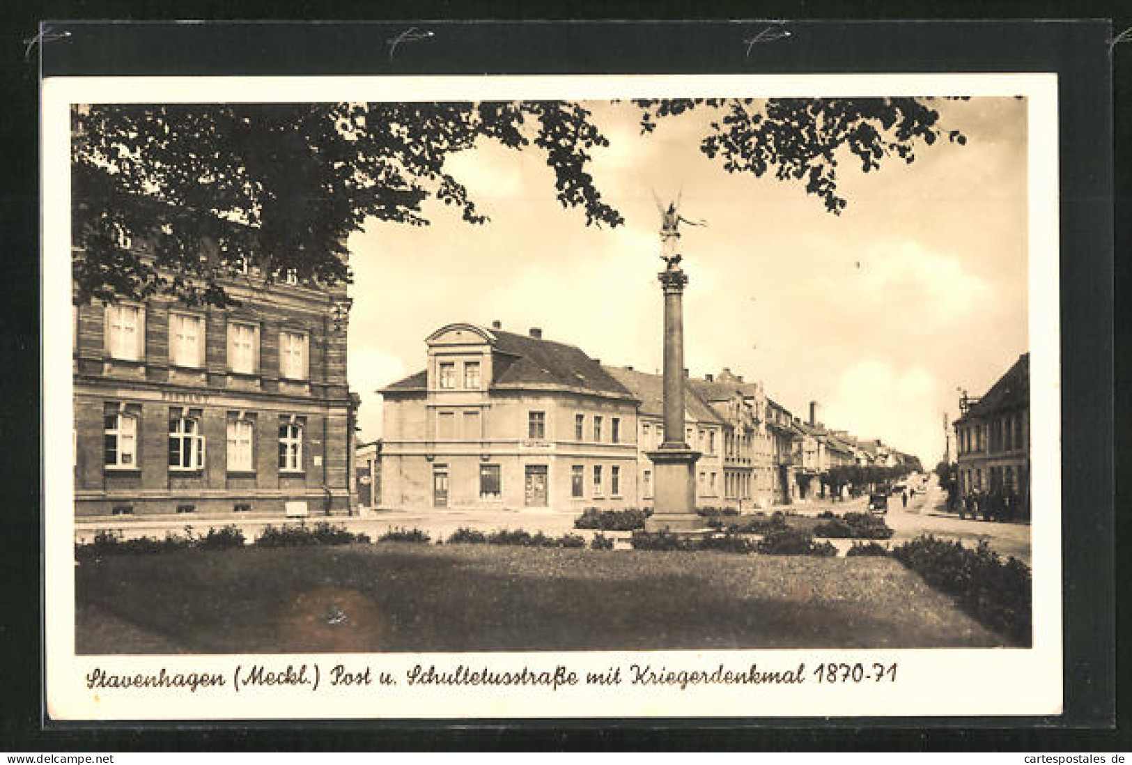 AK Stavenhagen, Post U. Schultetusstrasse Mit Kriegerdenkmal 1870-71  - Other & Unclassified