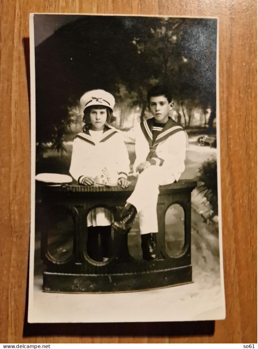 19204.  Fotografia Cartolina D'epoca Bambini In Posa Vestiti Marinai 1920 Italia - 13, 5x8,5 - Personas Anónimos