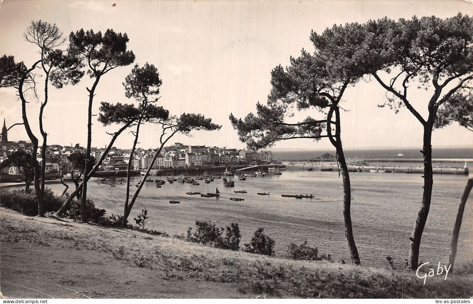 29 DOUARNENEZ LA PLAGE - Douarnenez