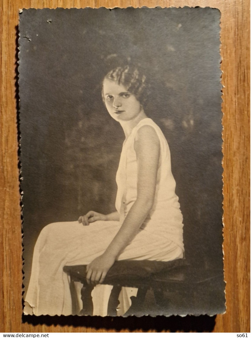 19210.   Fotografia Cartolina D'epoca Donna Femme Elegante Primo Piano 1931 Brescia - 15x10 Fototecnica Moderna - Anonymous Persons