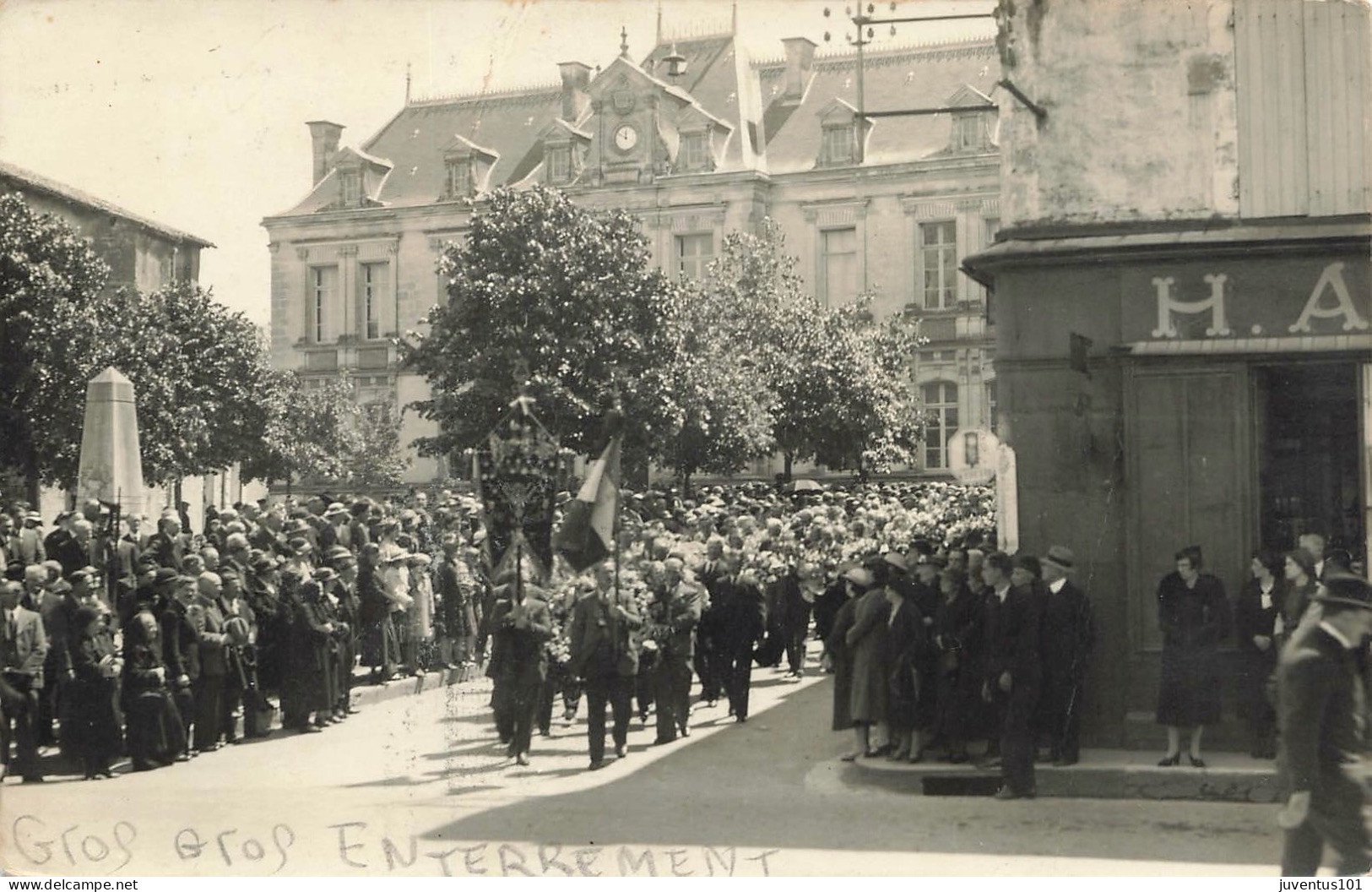 CPA Enterrement-Inhumation à Identifier       L2864 - Da Identificare