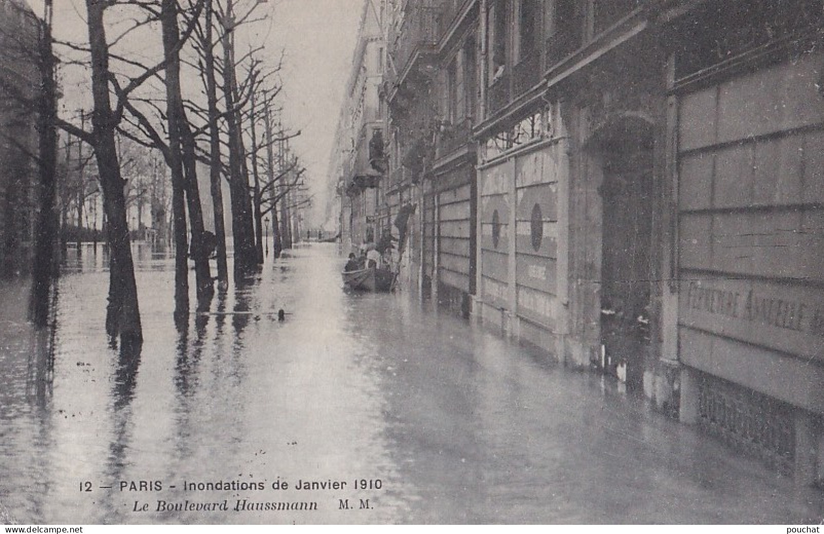 C5-75) PARIS - INONDATIONS DE JANVIER 1910 -  LE  BOULEVARD HAUSSMANN - ANIMATION  - HABITANTS - ( 2 SCANS ) - Paris Flood, 1910