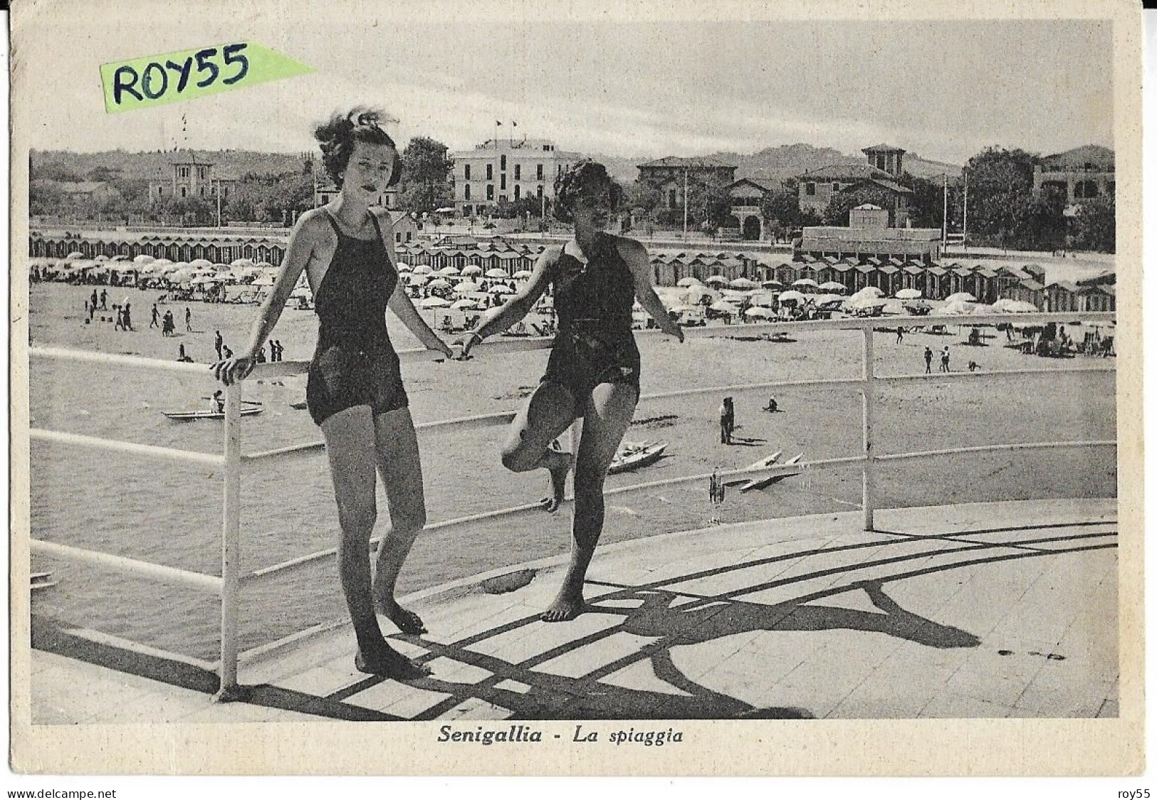 Marche-senigallia La Spiaggia Veduta Mare Spiaggia Pin Ups In Costume Epoca Anni 30 Dalla Rotonda Animata Pin Up (retro) - Senigallia