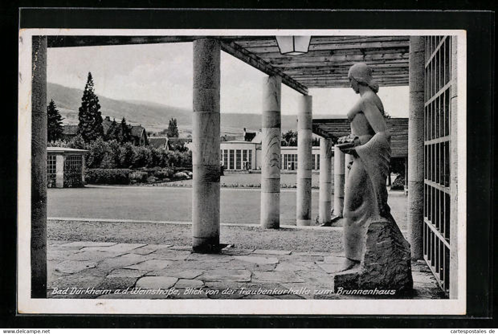 AK Bad Dürkheim A. D. Weinstrasse, Blick Von Der Traubenkurhalle Zum Brunnenhaus  - Bad Dürkheim