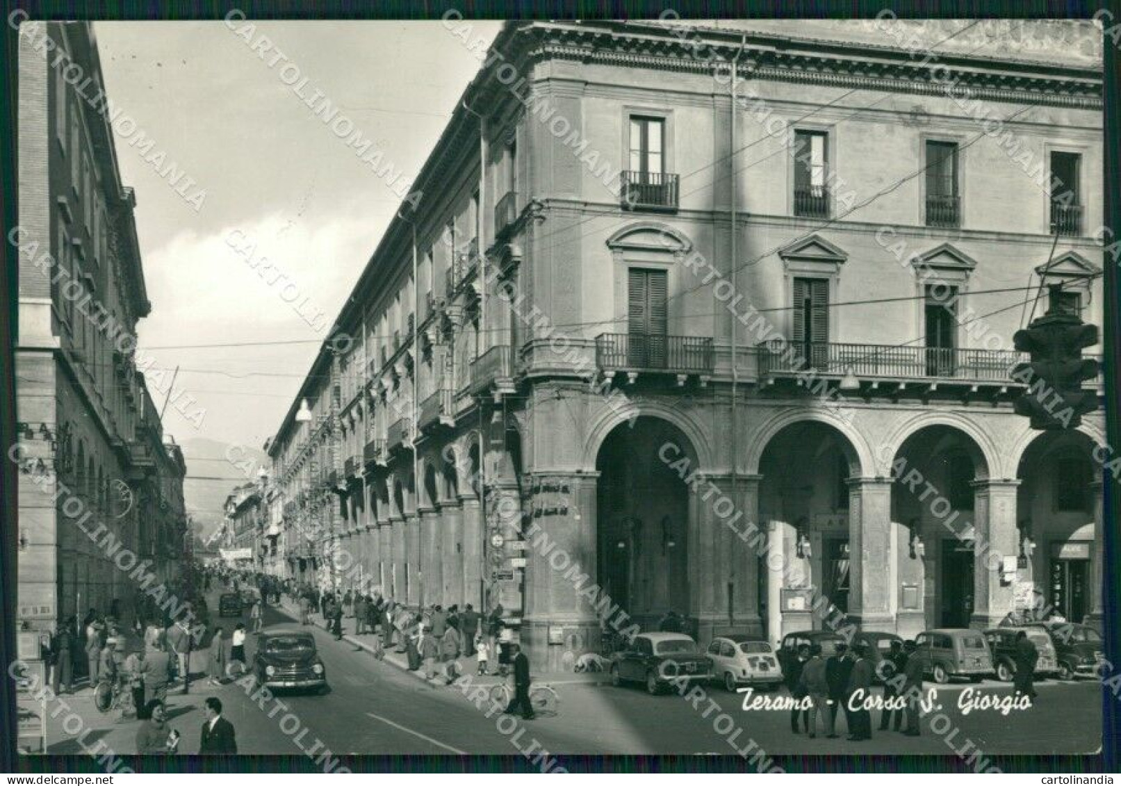 Teramo Città Auto Foto FG Cartolina ZKM8386 - Teramo