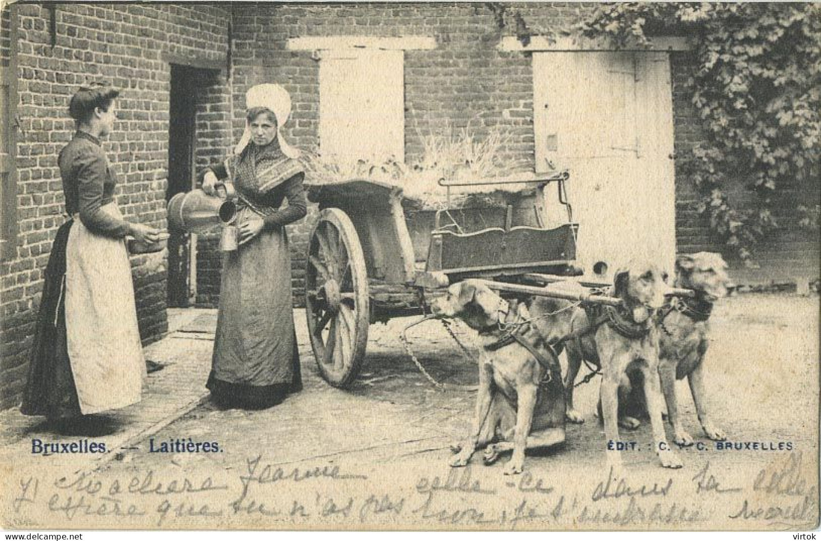 BRUXELLES  -  BRUSSEL  :   La Laitières - Wagengespanne