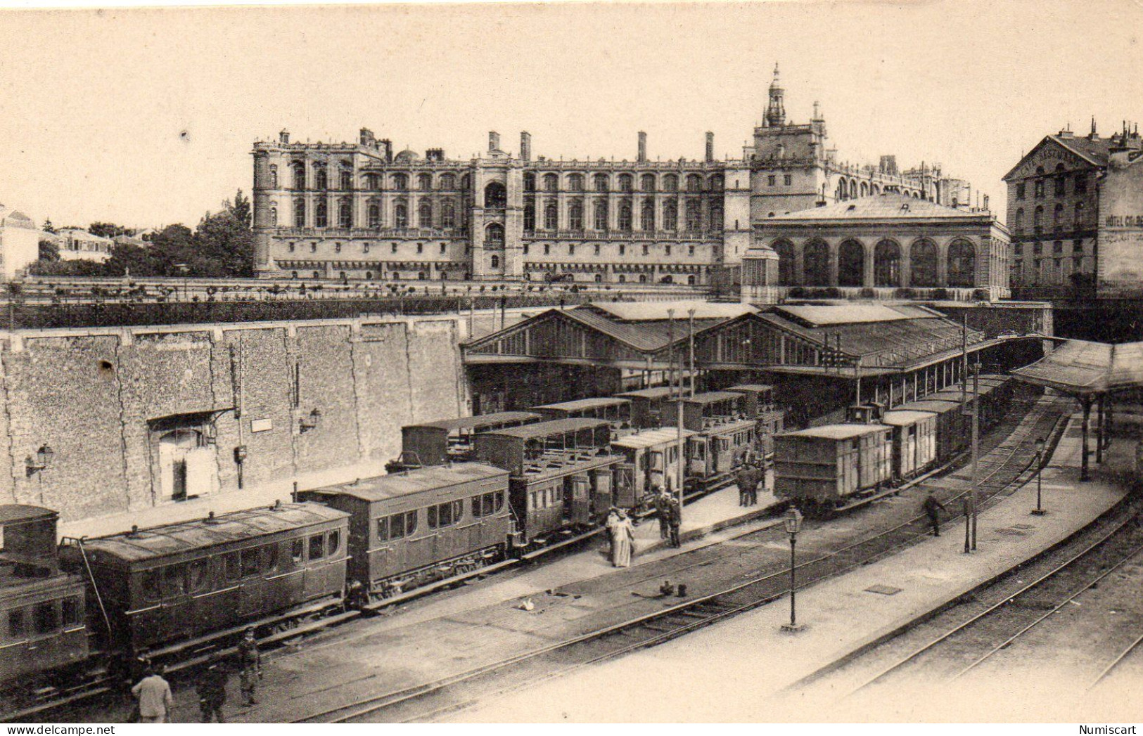 Saint-Germain-en-Laye Animée Gare Trains Château - St. Germain En Laye