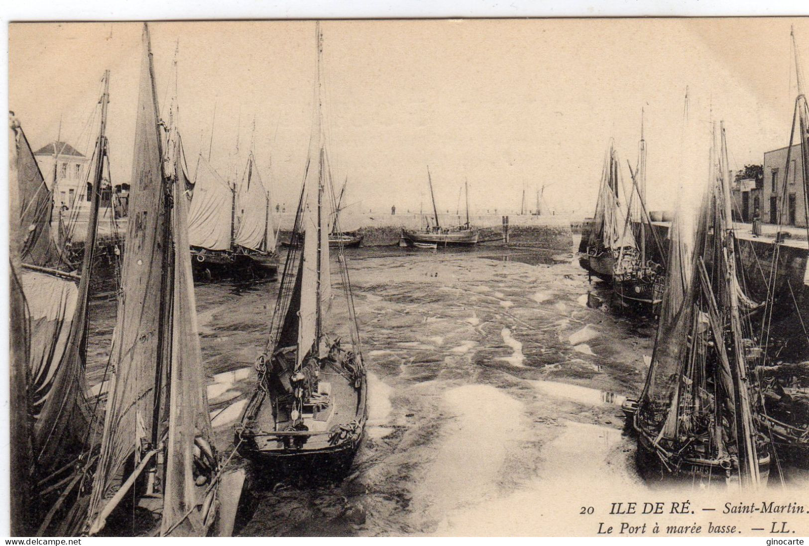 St Saint Martin De Ré Le Port à Marée Basse - Saint-Martin-de-Ré