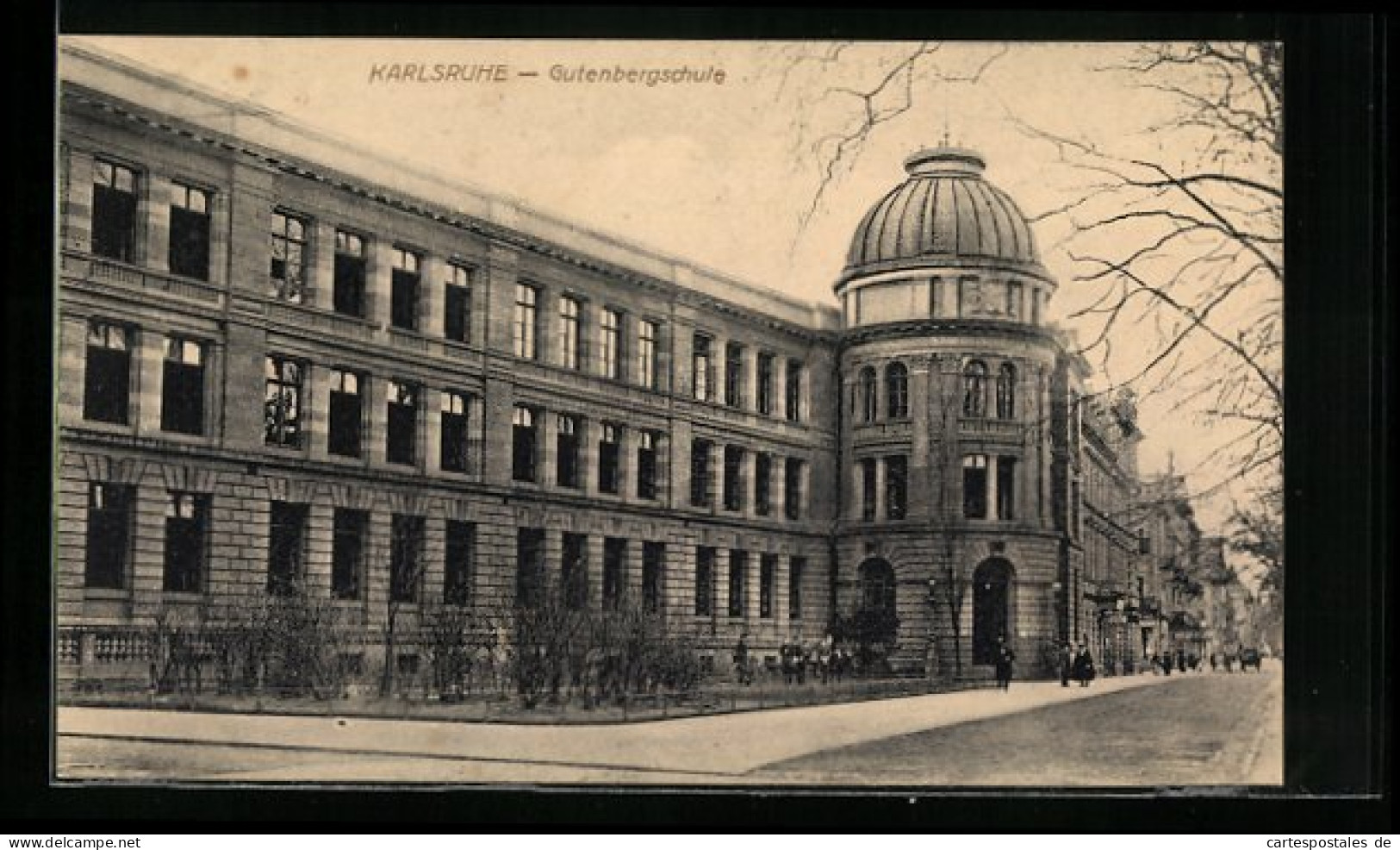 AK Karlsruhe, Partie Vor Der Gutenbergschule  - Karlsruhe