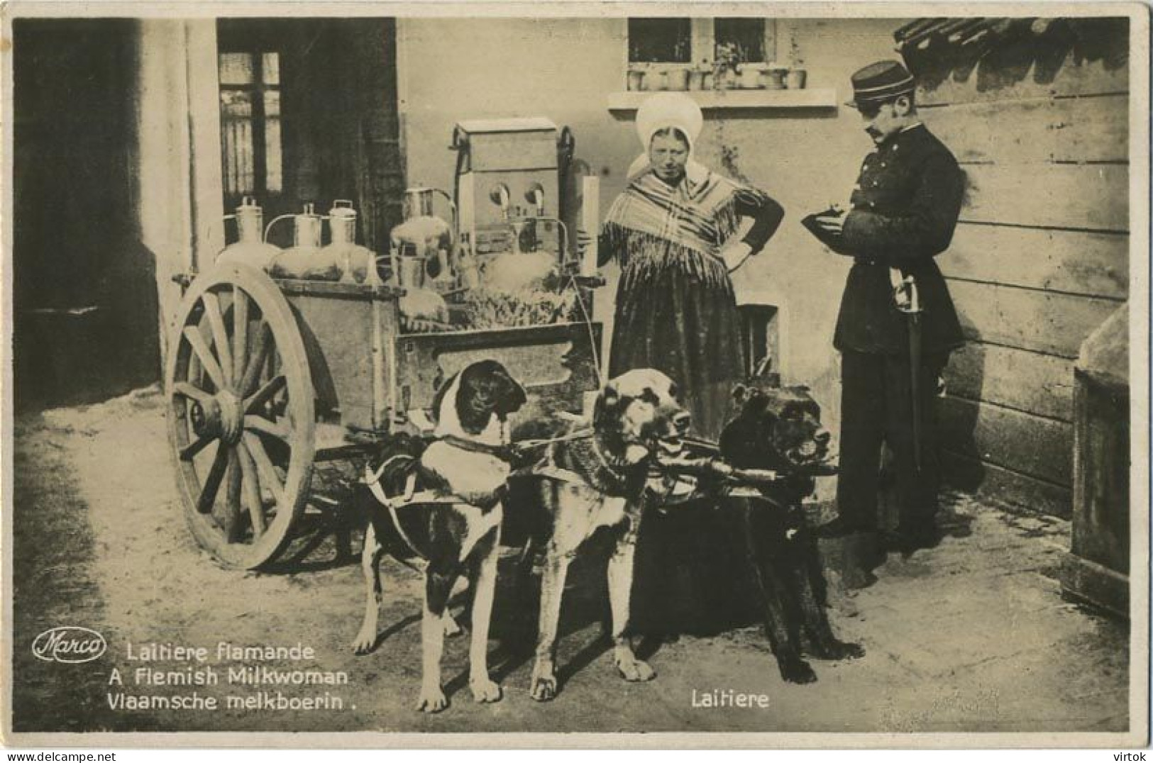 La Laitières  (  BELGE - HOND - CHIEN - Attelage .... Melk - Lait - Milk .....  ) Gendarm Police - Equipaggiamenti