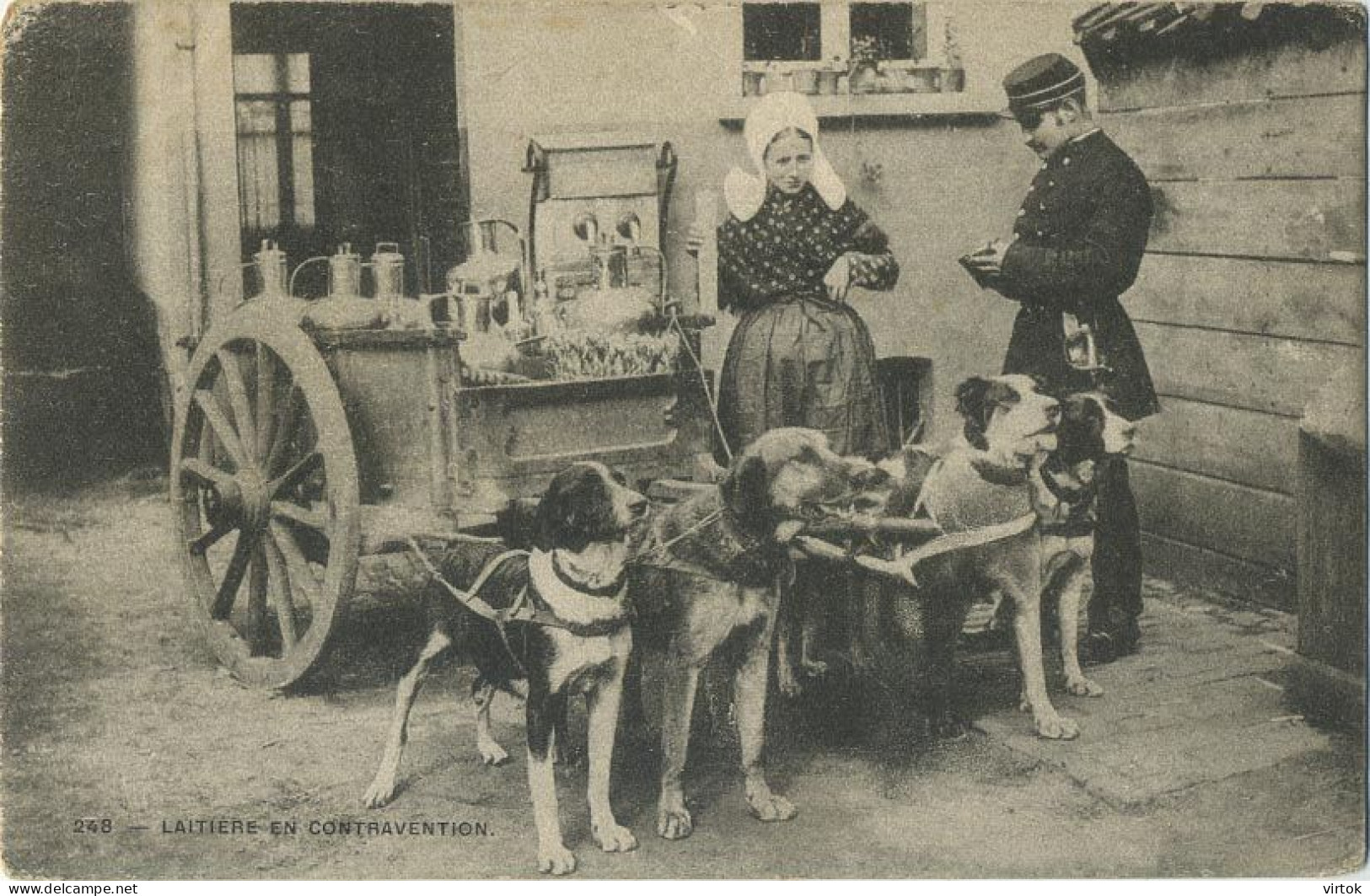 La Laitières  (  BELGE - HOND - CHIEN - Attelage .... Melk - Lait - Milk .....  ) Gendarm Police - Spannen