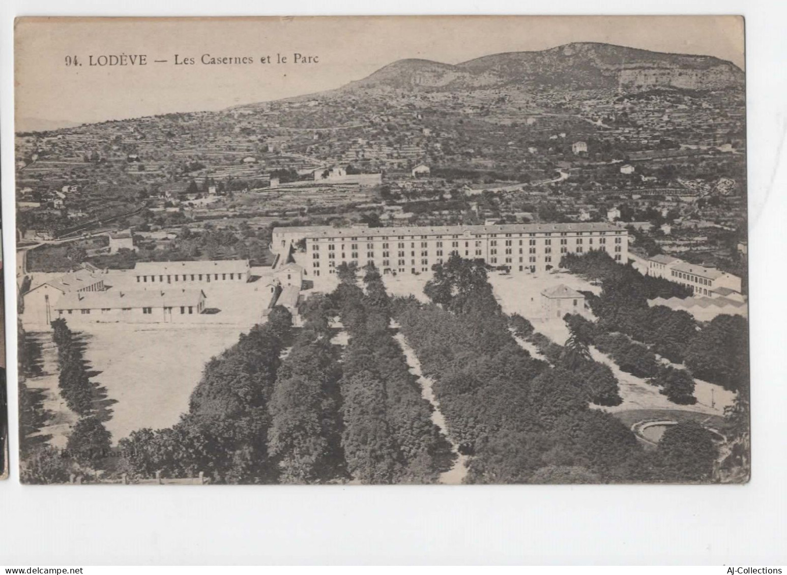 AJC - Lodeve -  Les Casernes Et Le Parc - Lodeve