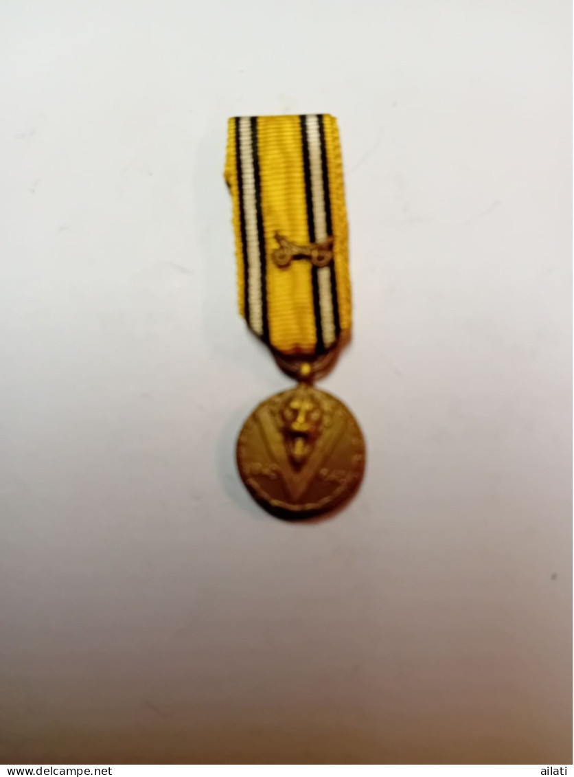 Petite Médaille Belges De Recommence 1940-1945 - Belgique