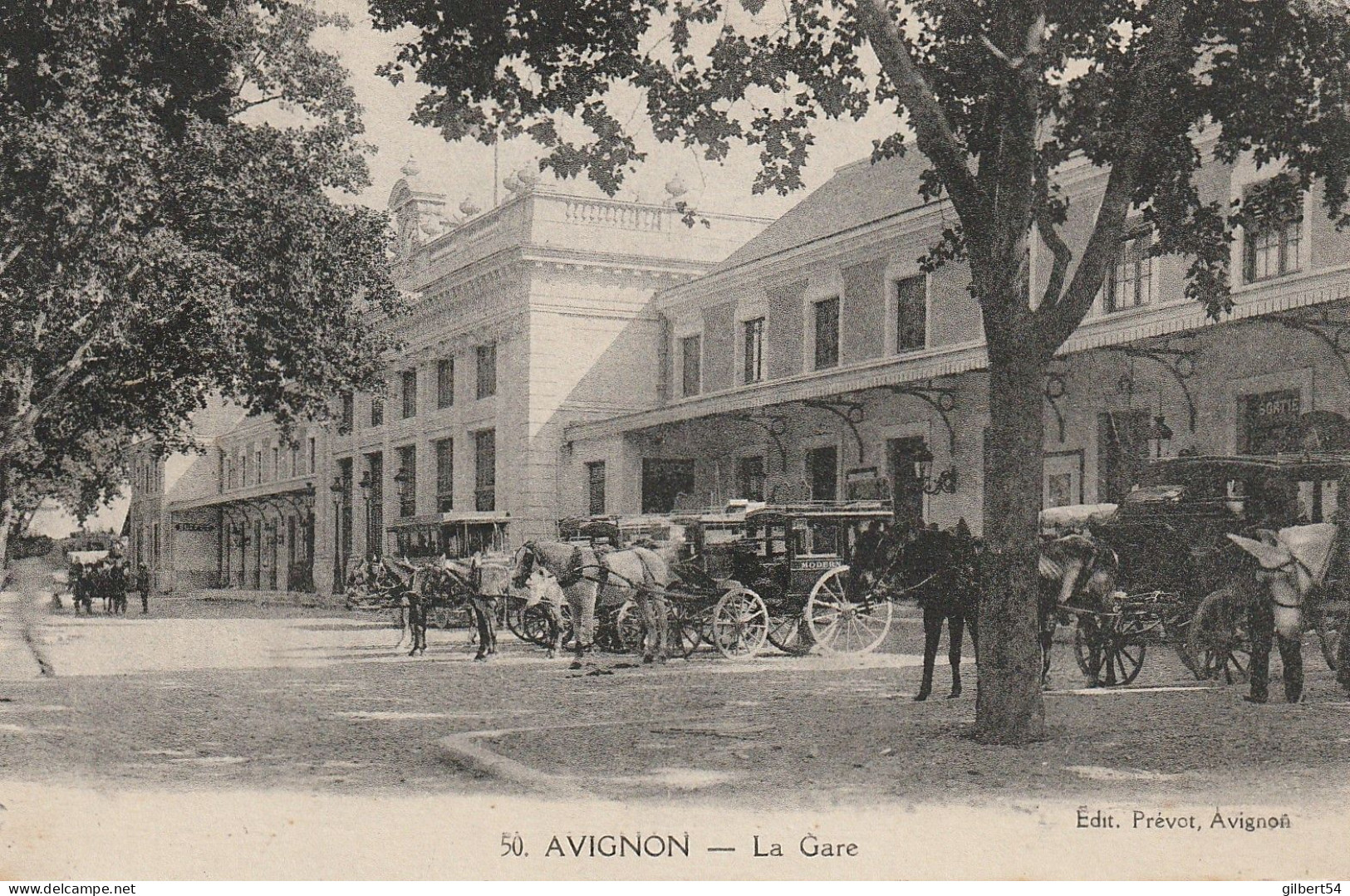 AVIGNON -84- La Gare. - Avignon