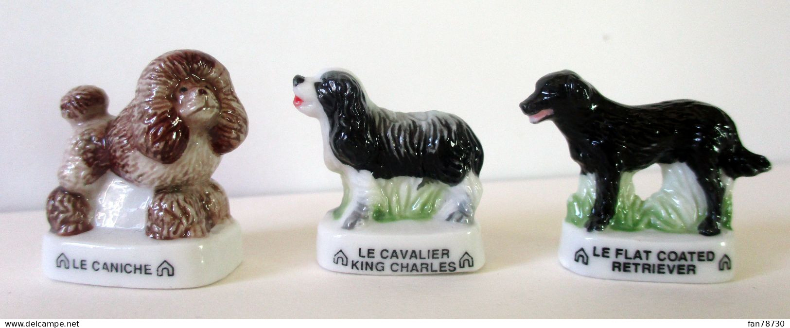 Fèves Brillantes - Chiens De Race X 13 (2 Photos) - Logo Niche -  Atlas - FRAIS DU SITE DEDUITS - Animales