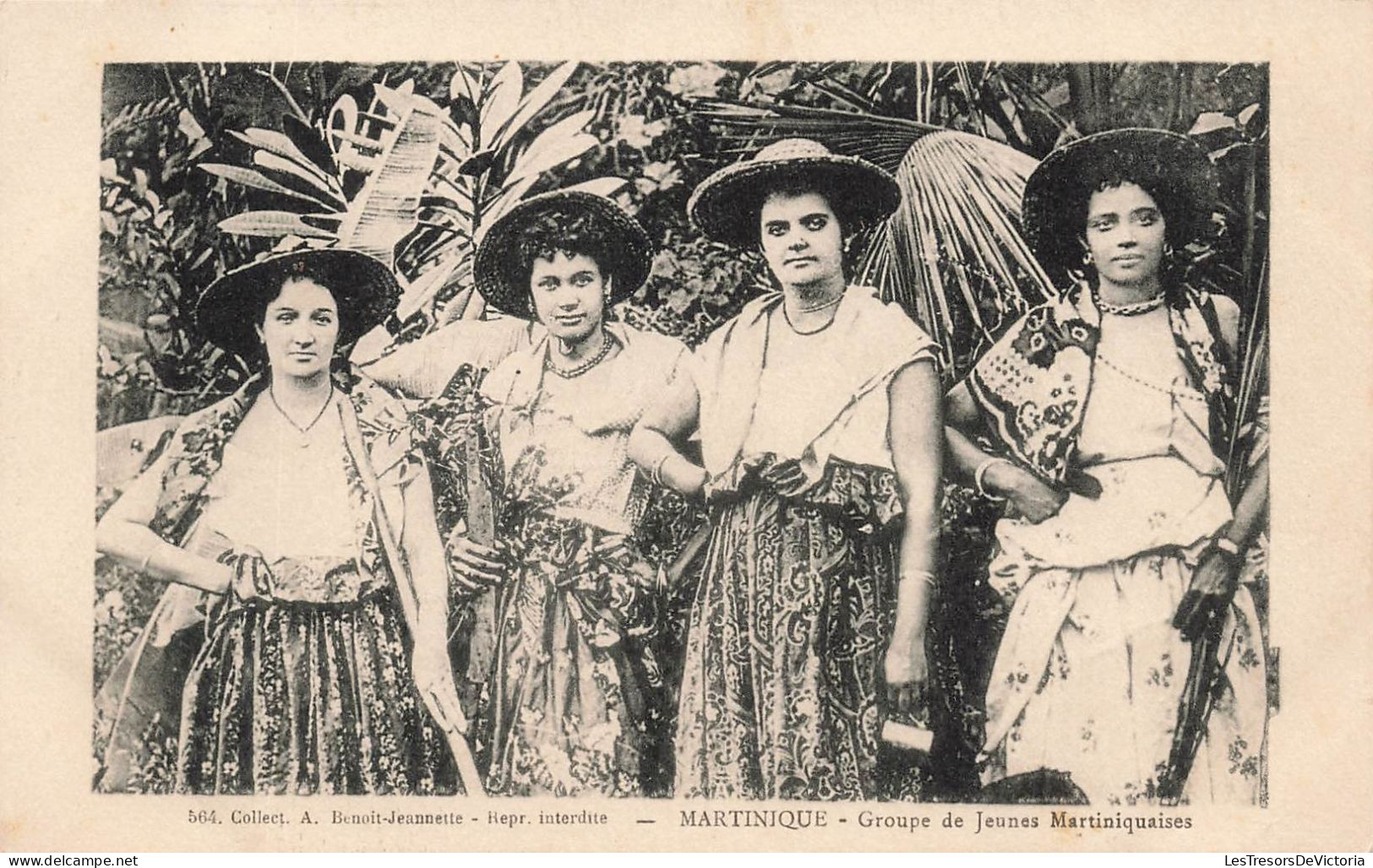 FOLKLORE - Martinique - Groupe De Jeunes Martiniquaises - Carte Postale Ancienne - Vestuarios