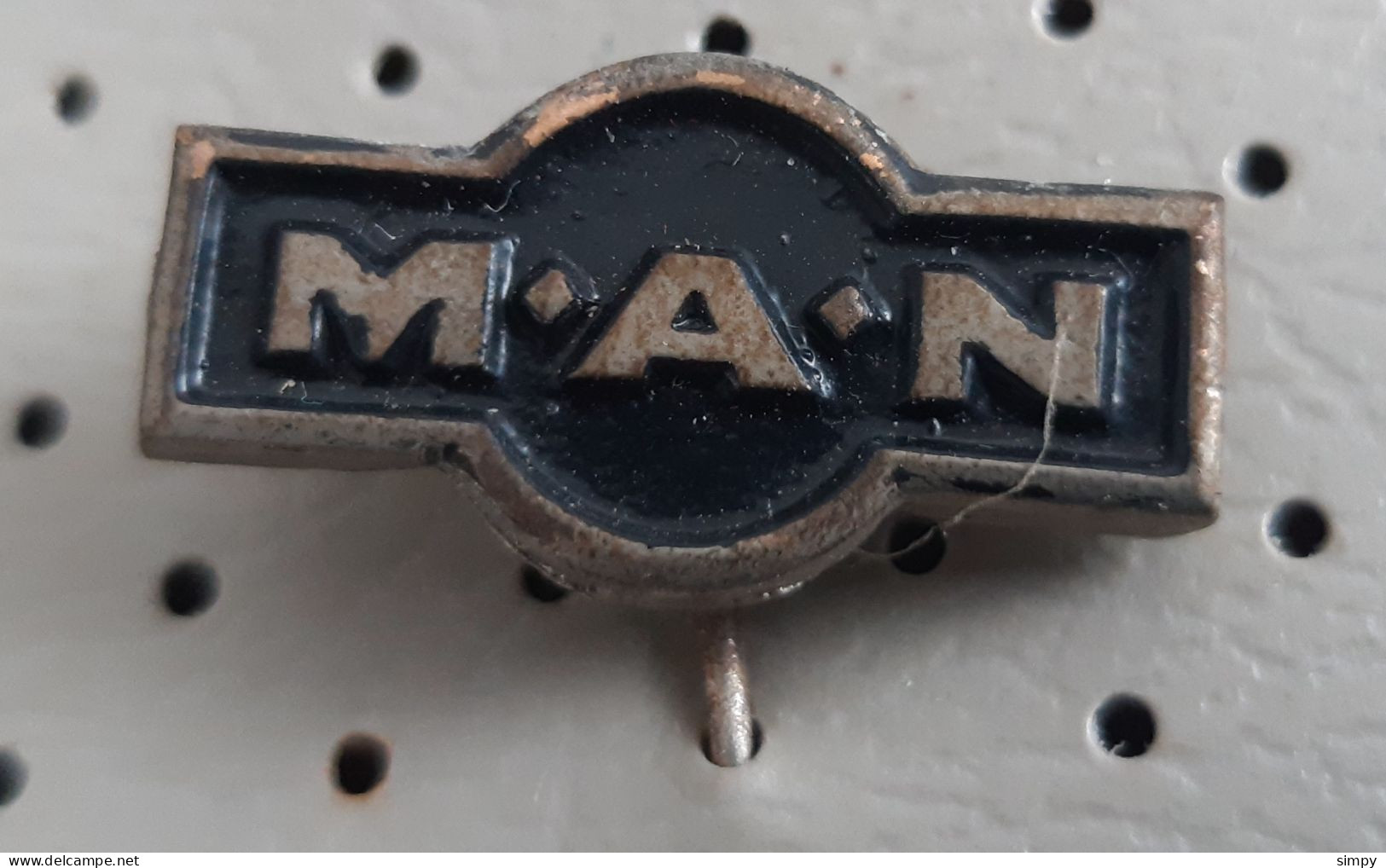 MAN Truck Camion Lkw Logo Vintage Pin Badge - Sonstige & Ohne Zuordnung