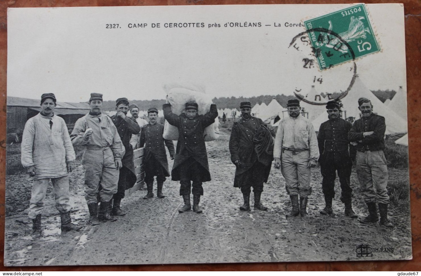 CAMP DE CERCOTTES Prrès D'ORLEANS (45) - LA CORVEE - Autres & Non Classés