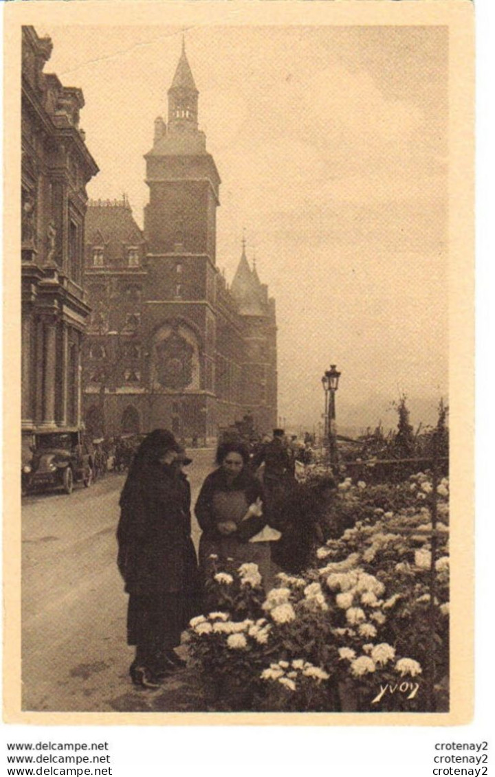 75 PARIS En Flanant N°22 Marché Aux Fleurs Quai De L'Horloge Animée Beau Plan Vieille Voiture Renault ? VOIR DOS - Paris (01)