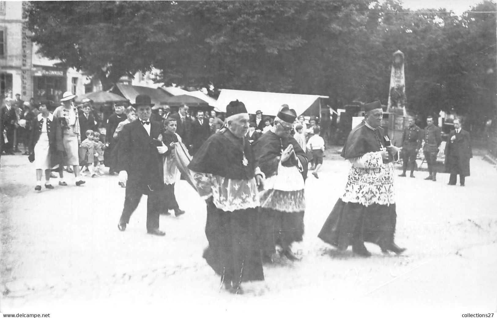 CARTE-PHOTO- CEREMONIE RELIGIEUSE A SITUER - Altri & Non Classificati