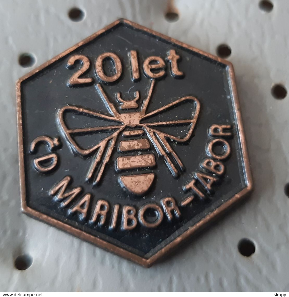 Beekeeping Society CD Maribor Tabor 20 Years Honey  Bee Bees Slovenia  Pin Badge - Animali