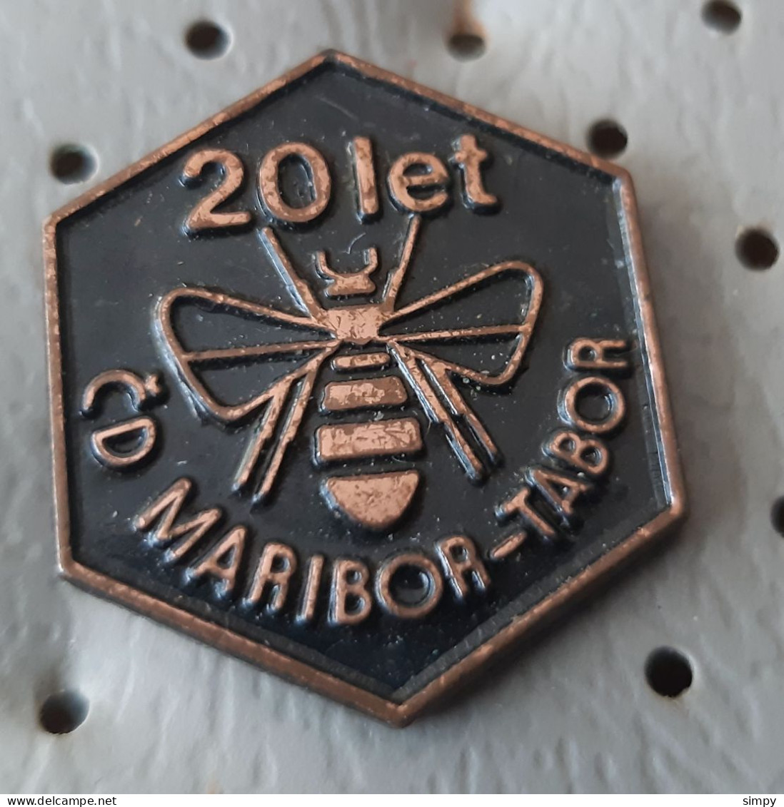 Beekeeping Society CD Maribor Tabor 20 Years Honey  Bee Bees Slovenia  Pin Badge - Animaux
