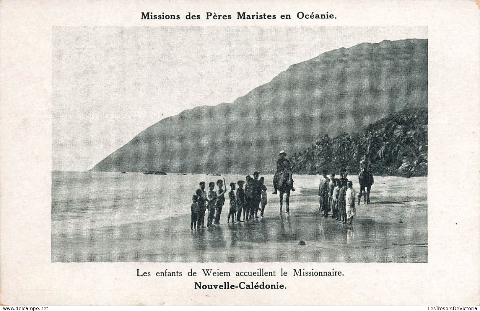 NOUVELLE CALEDONIE - Les Enfants De Weiem Accueillent Le Missionnaire - Animé - Carte Postale Ancienne - Neukaledonien