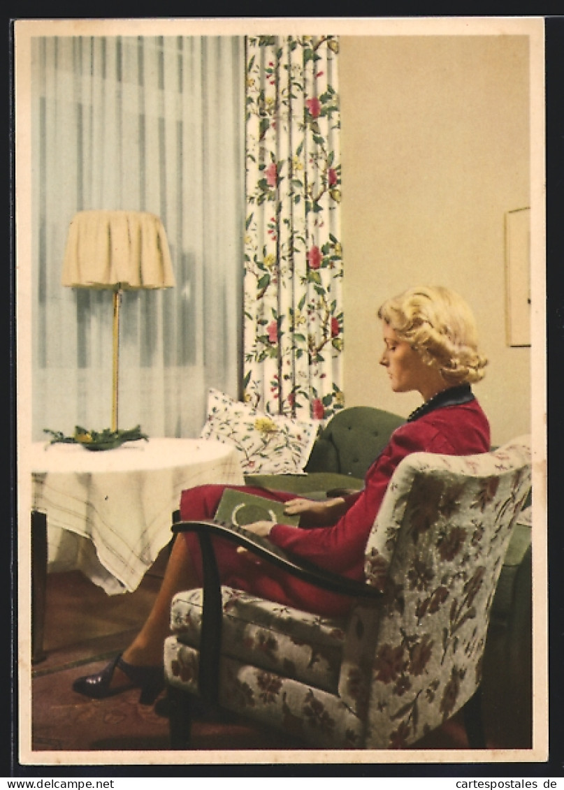 AK Besinnliche Stunden, Frau Im Sessel, Reklame Für Indanthren  - Werbepostkarten