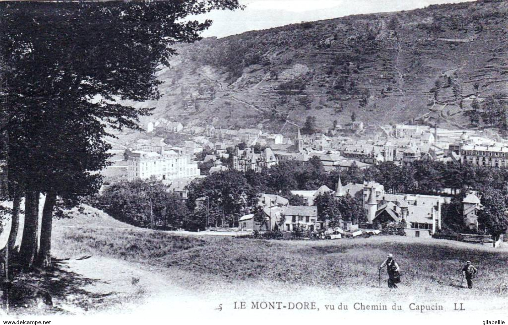 63 - Puy De Dome -  LE MONT DORE Vu Du Chemin Du Capucin - Le Mont Dore
