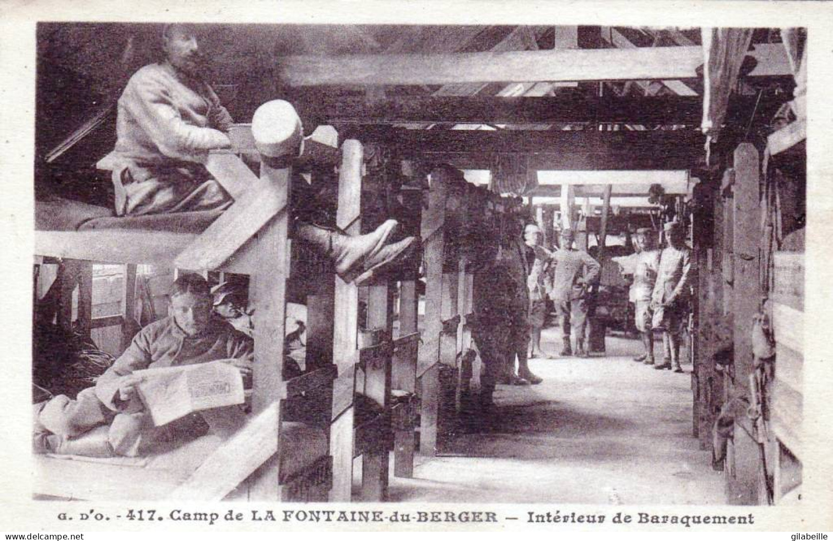63 -puy De Dome -camp De LA FONTAINE  Du BERGER ( Orcines )  - Interieur De Baraquement - Militaria - Otros & Sin Clasificación