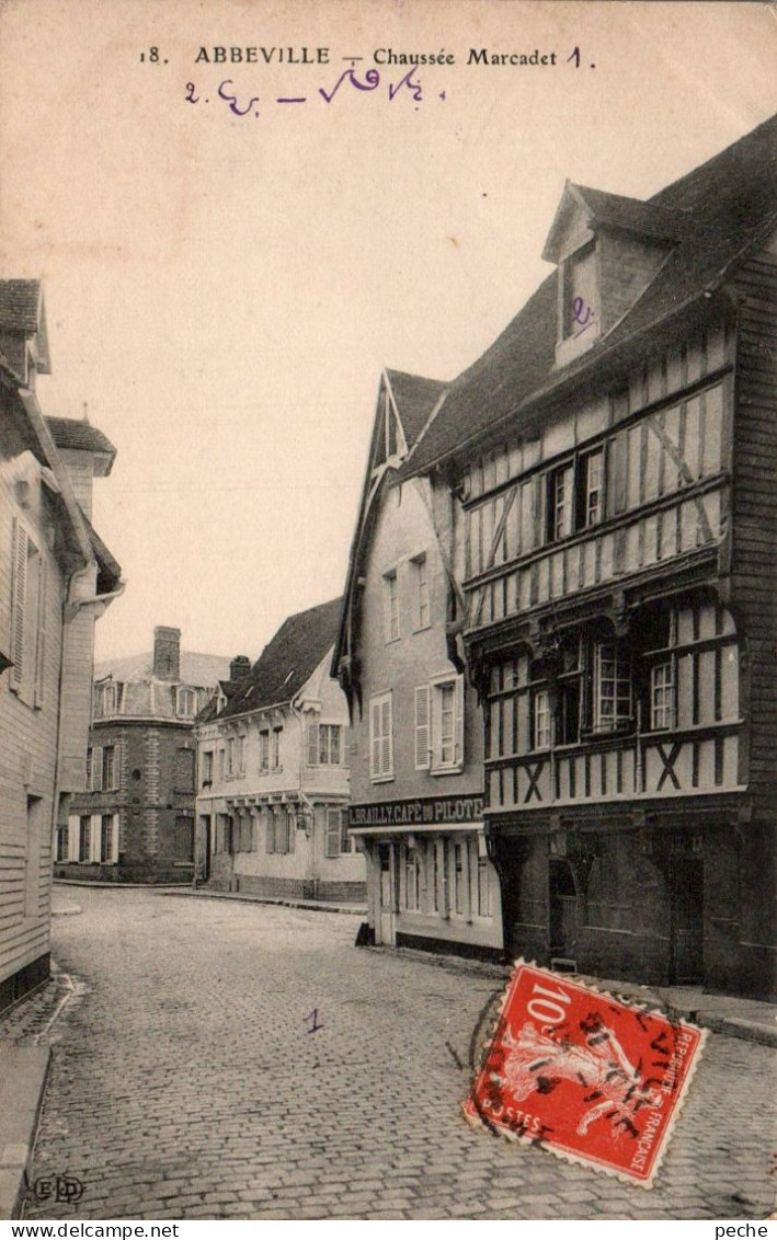 N°288 W -cpa Abbeville -chaussée Marcadet- - Abbeville