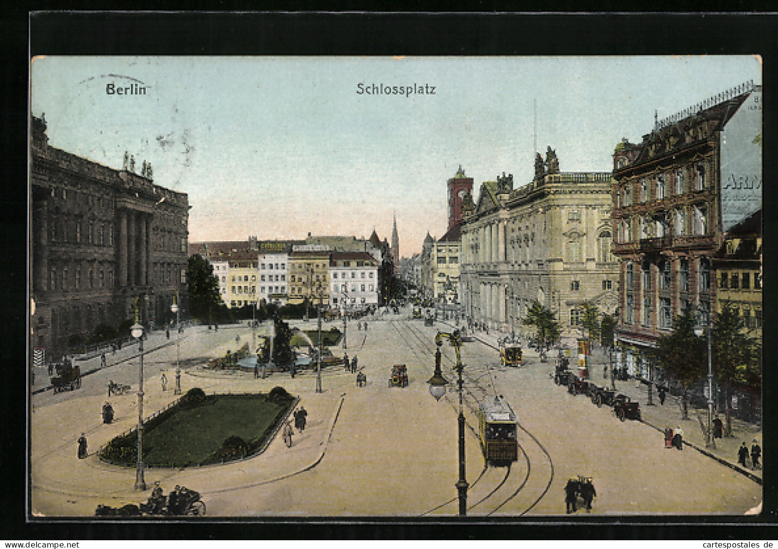 AK Berlin, Blick Auf Den Schlossplatz Von Oben, Strassenbahn  - Mitte