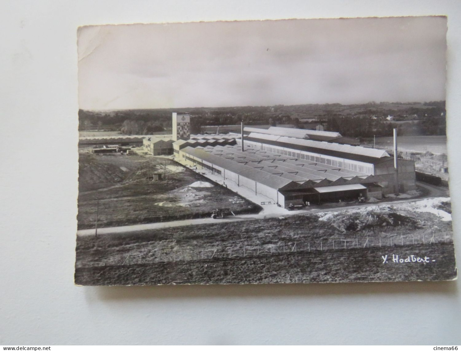 LA FERTE-GAUCHER -S. Et M.) 2607.  L'usine De Céramique - La Ferte Gaucher