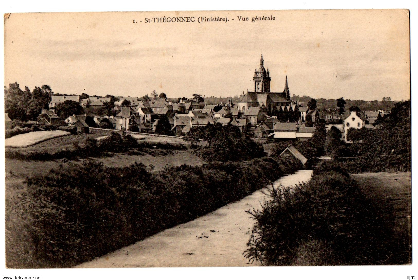 CPA 29 - SAINT THEGONNEC (Finistère) - 1. Vue Générale - Saint-Thégonnec