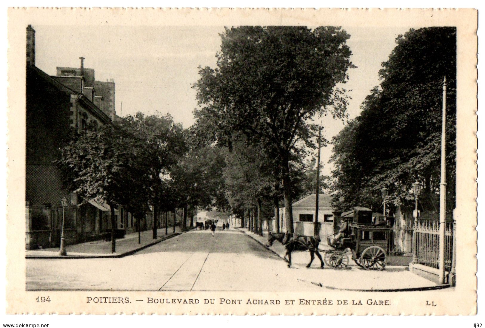 CPA 86 - POITIERS (Vienne) - 194. Boulevard Du Pont Achard Et Entrée De La Gare - LL (animée, Diligence) - Poitiers