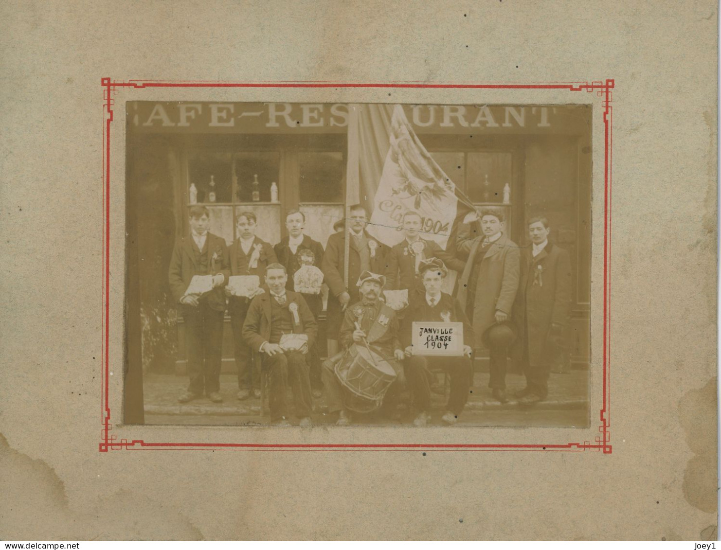 Photo De La Classe 1904 à Janville, Format 13/18 - Guerra, Militares