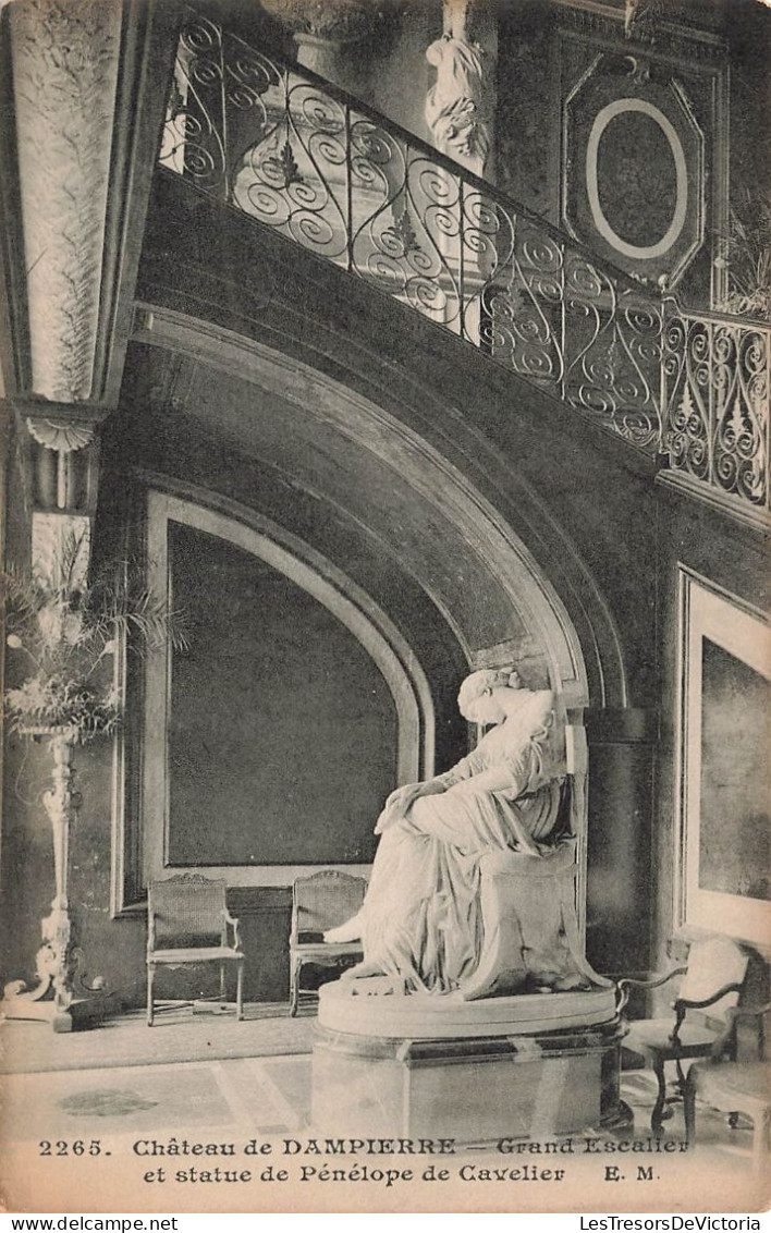 FRANCE - Château De Dampierre - Grand Escalier Et Statue De Pénélope De Cavelier - E M - Statue - Carte Postale Ancienne - Dampierre