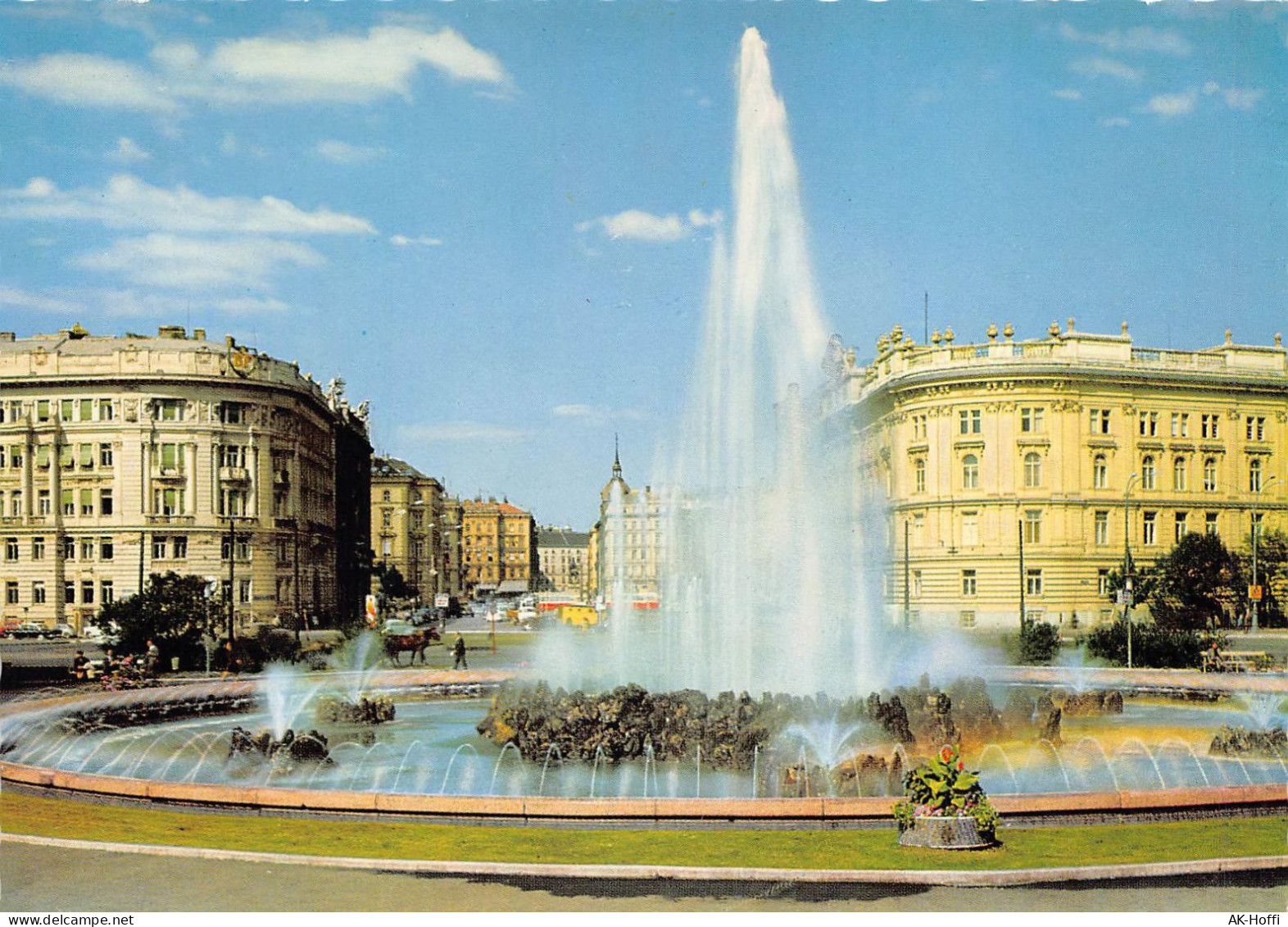 Wien - Schwarzenbergplatz, Hochstrahlbrunnen - Vienna Center