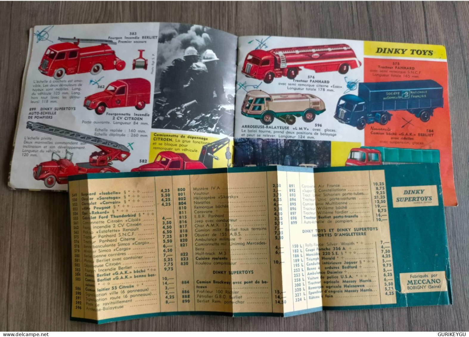 Catalogue DINKY SUPER TOYS 1961 CITROEN DS 19camionnette 2CV Pompier + PRIX PORSCHE MERCEDES Militaire Avion - Other & Unclassified