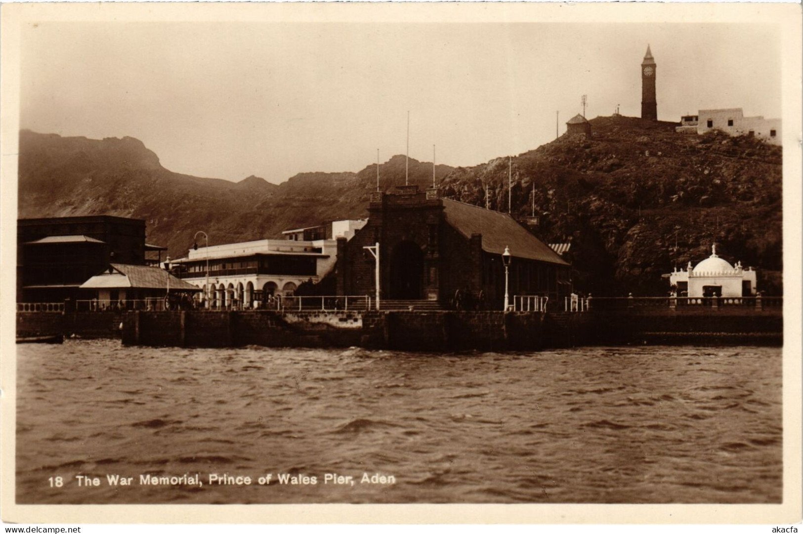 PC YEMEN ADEN WAR MEMORIAL PRINCE OF WALES PIER REAL PHOTO POSTCARD (a53195) - Jemen