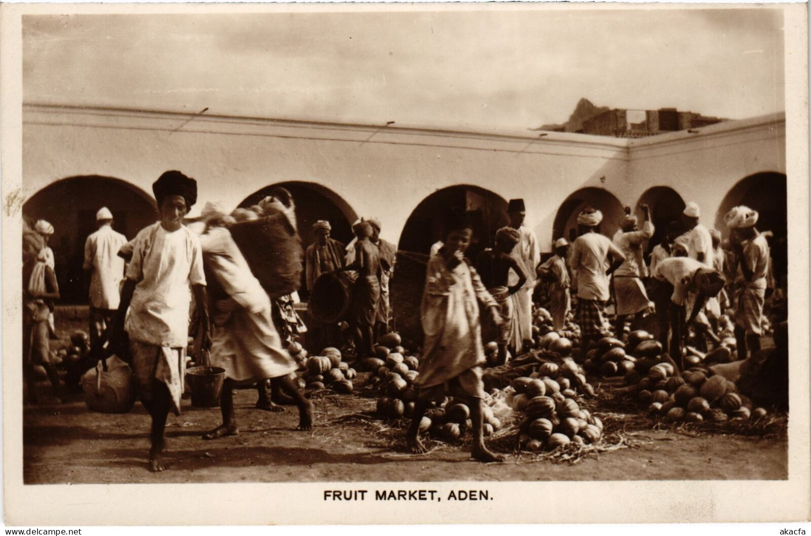 PC YEMEN ADEN FRUIT MARKET REAL PHOTO POSTCARD (a53186) - Yémen