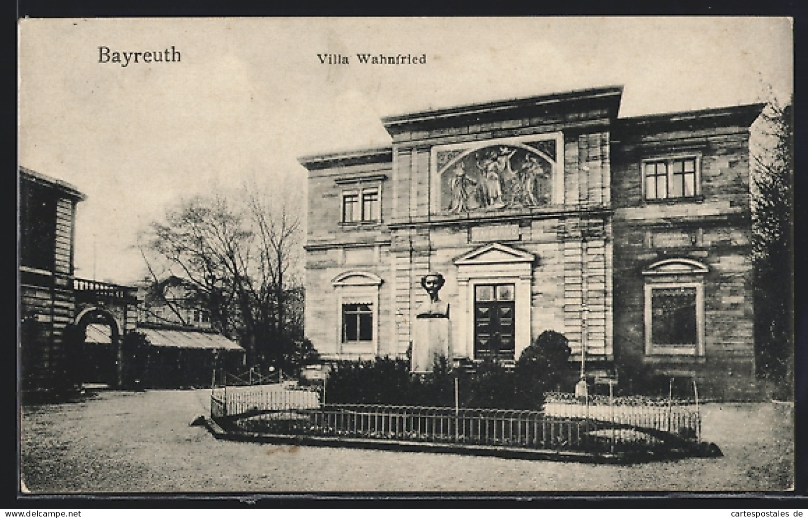 AK Bayreuth, Villa Wahnfried Mit Denkmal  - Bayreuth