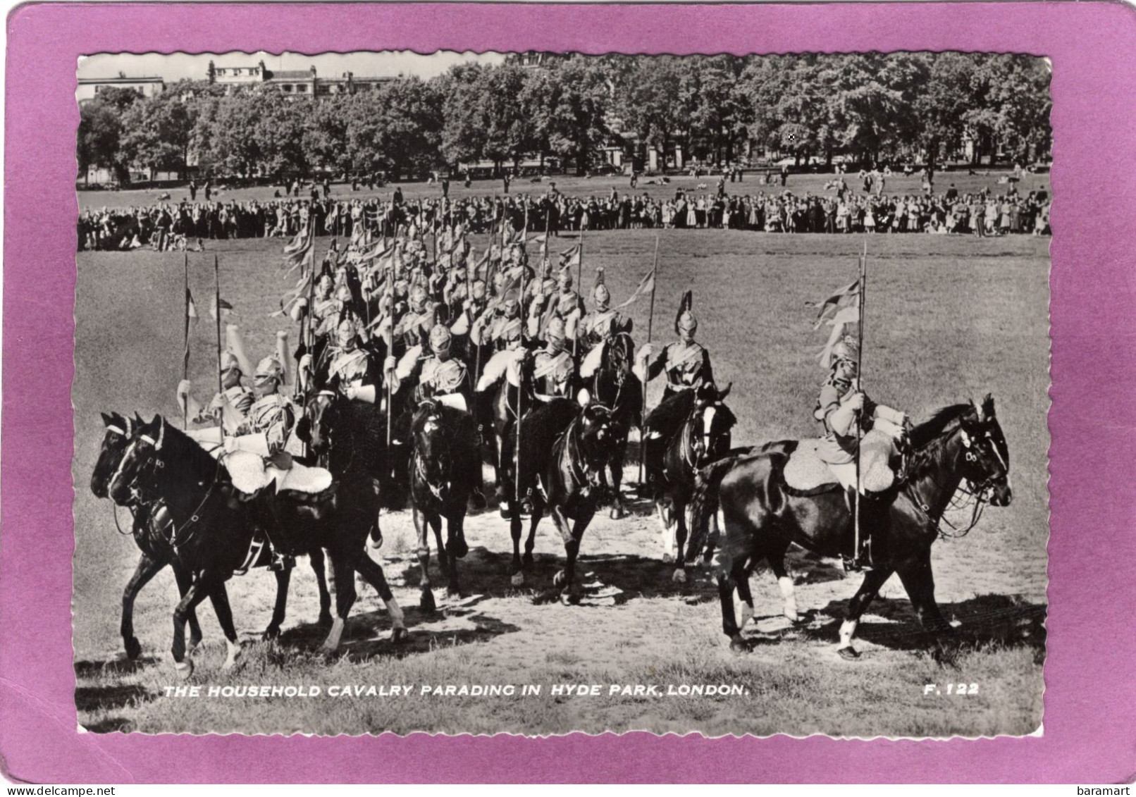 LONDON  THE HOUSEHOLD CAVALRY PARADING IN HYDE PARK - Hyde Park