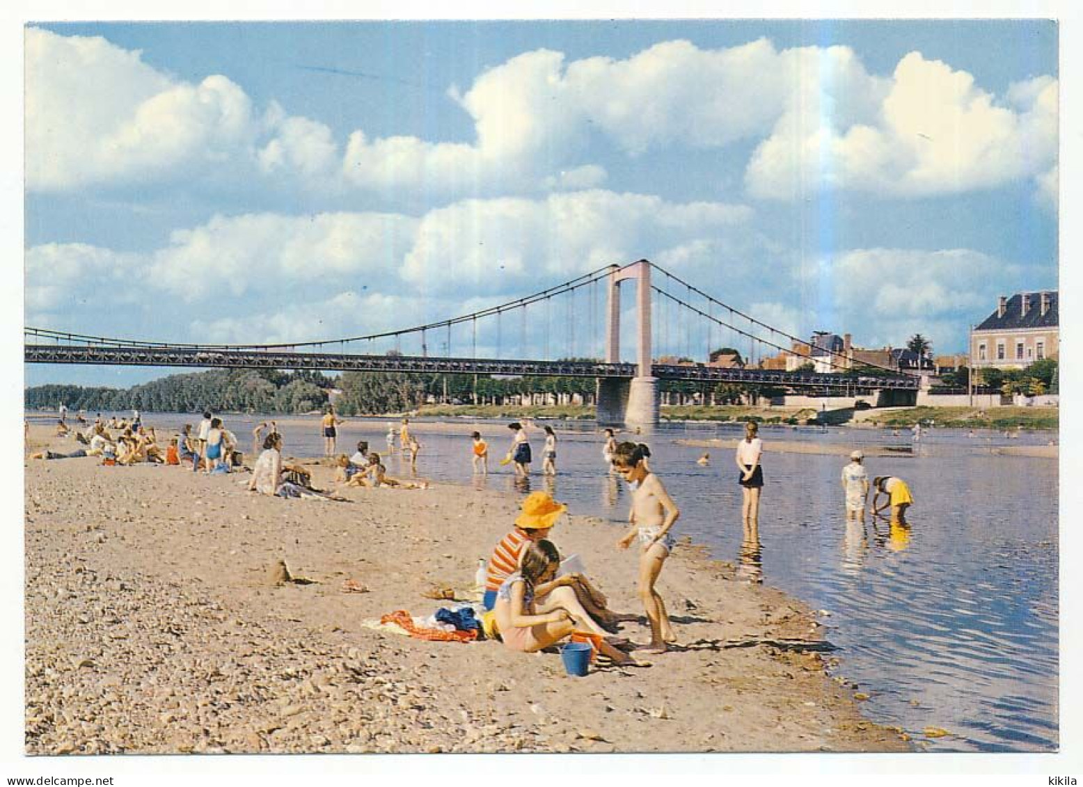 CPSM  / CPM 10.5 X 15 Nièvre COSNE-SUR-LOIRE Le Pont Et La Plage Sur Les Bords De La Loire - Cosne Cours Sur Loire