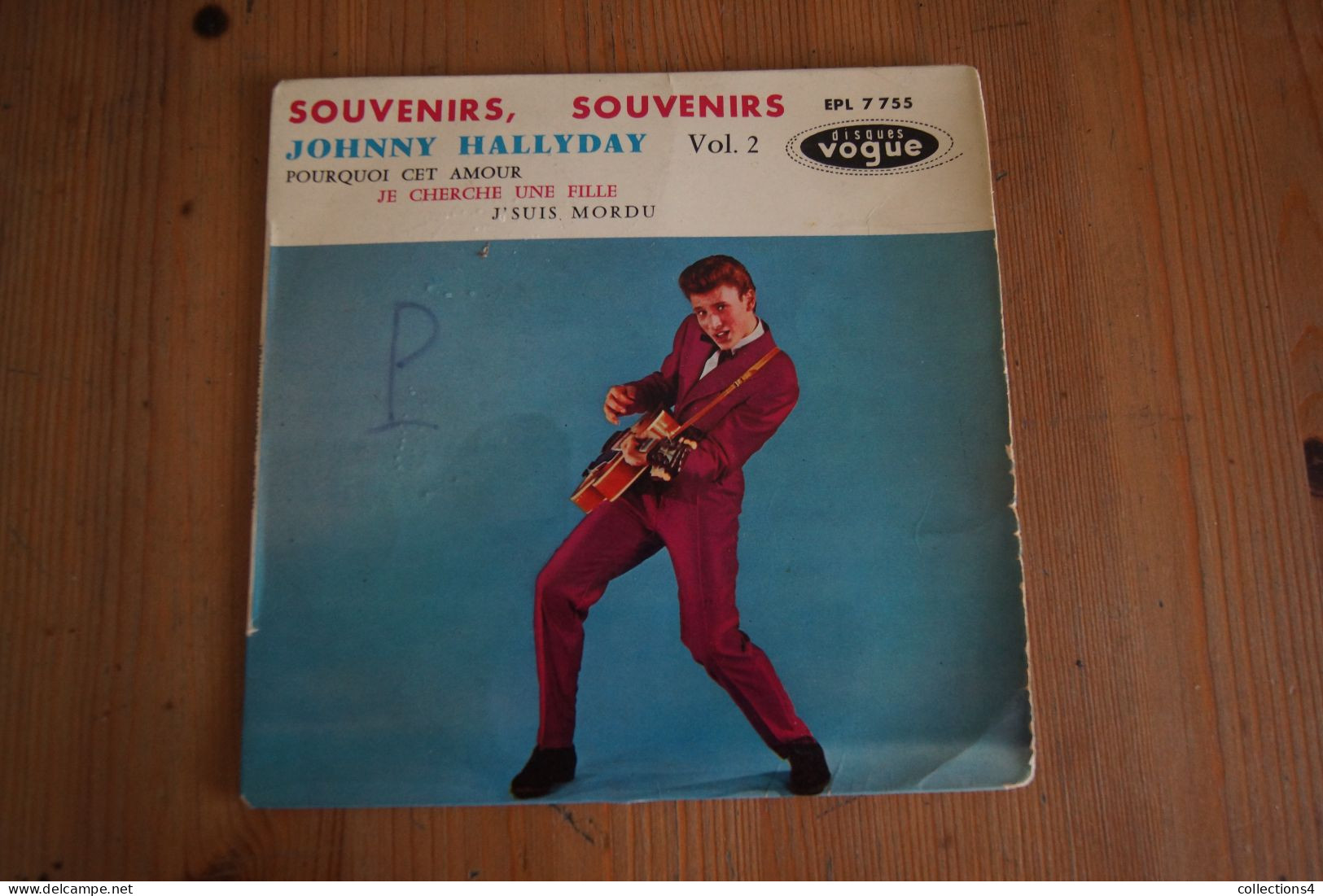 JOHNNY HALLYDAY SOUVENIRS SOUVENIRS  EP   1960 VARIANTE  VALEUR+ - 45 T - Maxi-Single