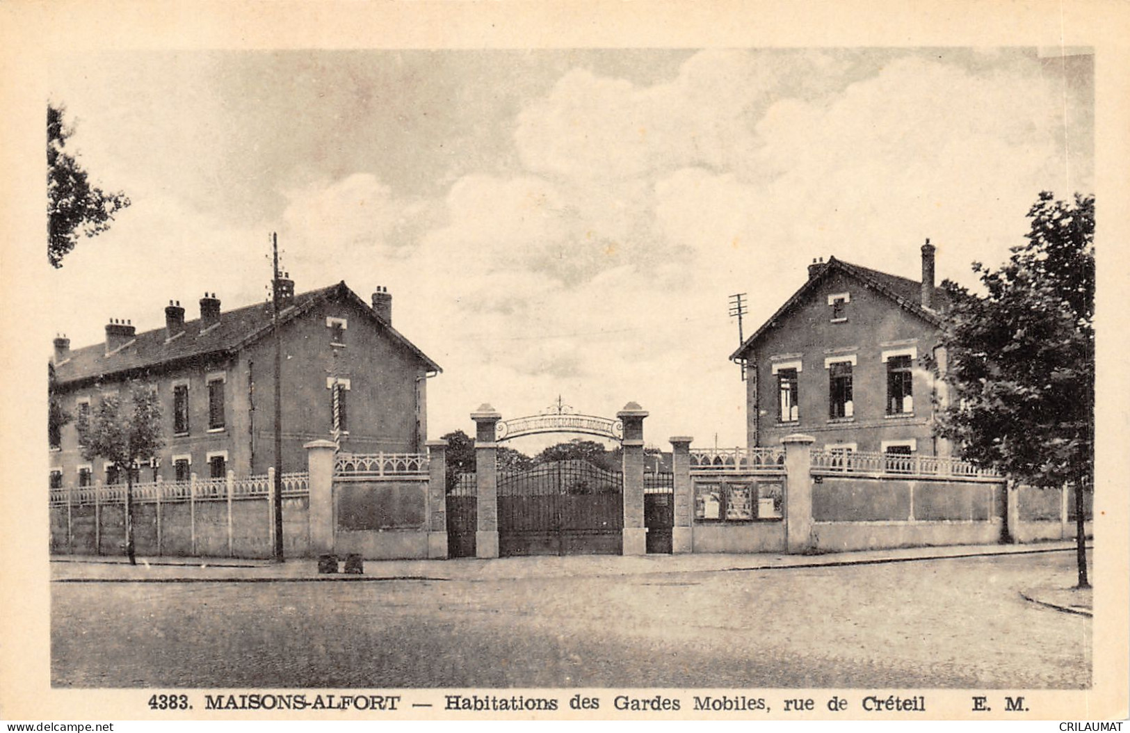 94-MAISONS ALFORT-HABITATIONS DES GARDES MOBILES-N°6026-A/0031 - Maisons Alfort