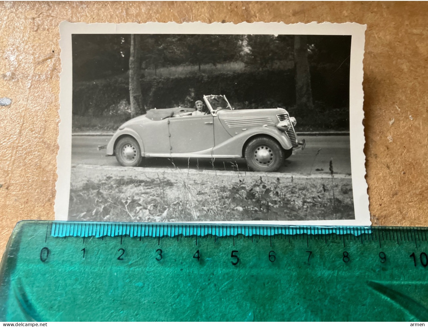 Réal Photo Voiture Automobile Renault Décapotable 1948  à Identifier - Pin-up
